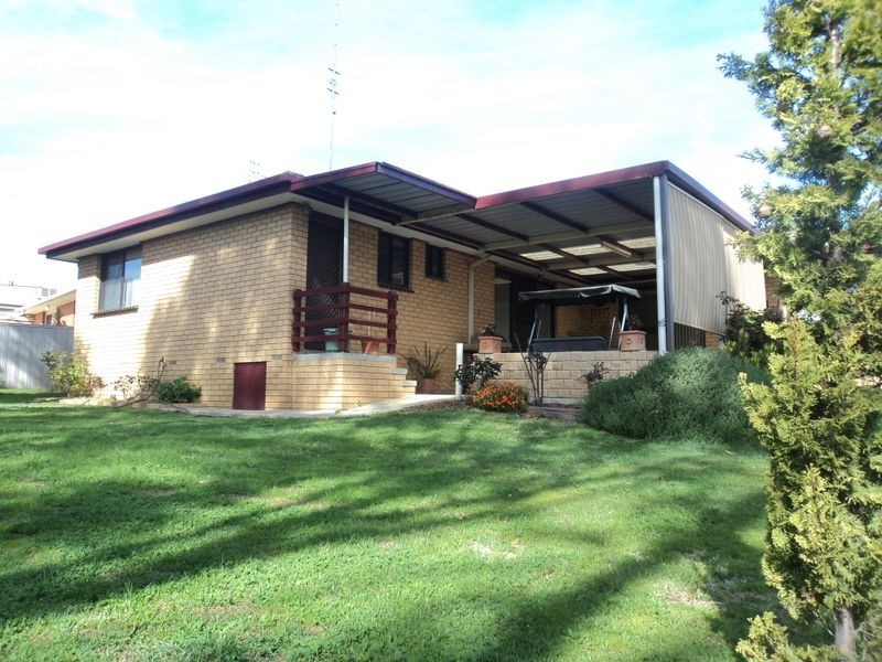 11 Mylson Avenue, Broadford VIC 3658
