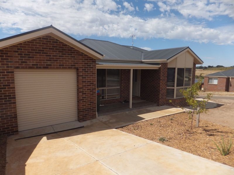 10 Chrystobel Way, Kilmore VIC 3764