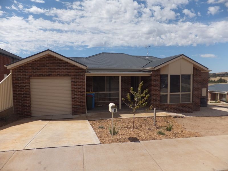10 Chrystobel Way, Kilmore VIC 3764