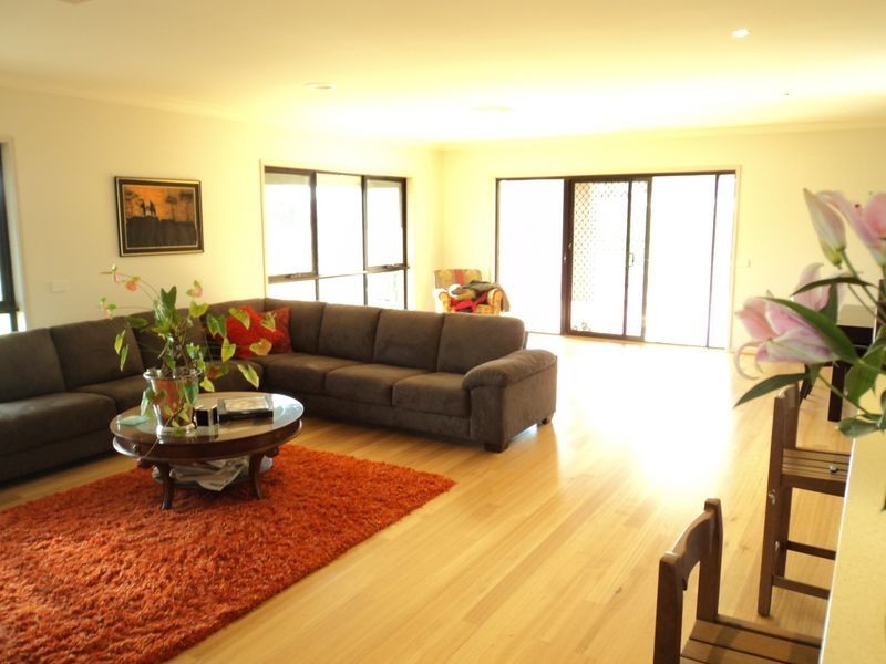 25 Browns Lane, Pyalong VIC 3521
