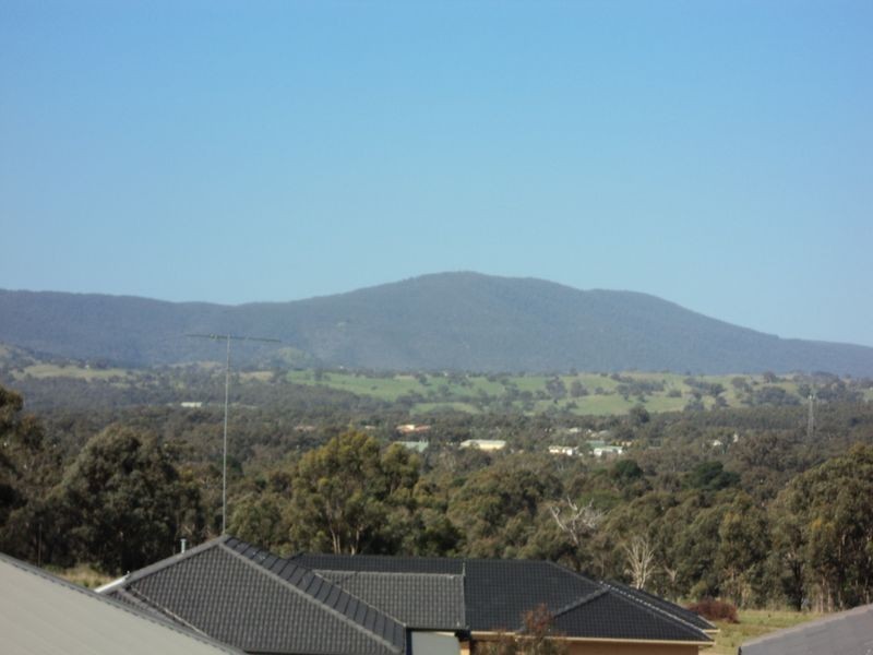 2 Tenni Close, Broadford VIC 3658