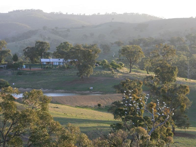 135 Reedy Creek Road, Broadford VIC 3658