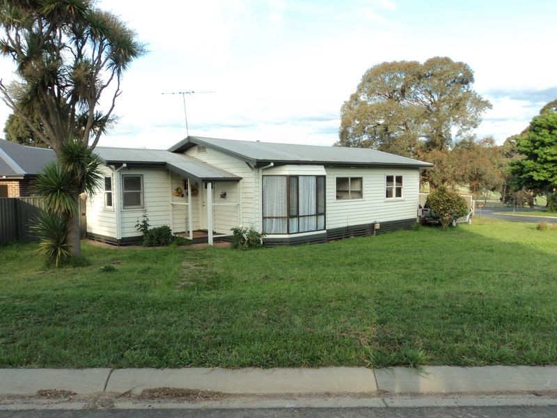 2 George Street, Kilmore VIC 3764