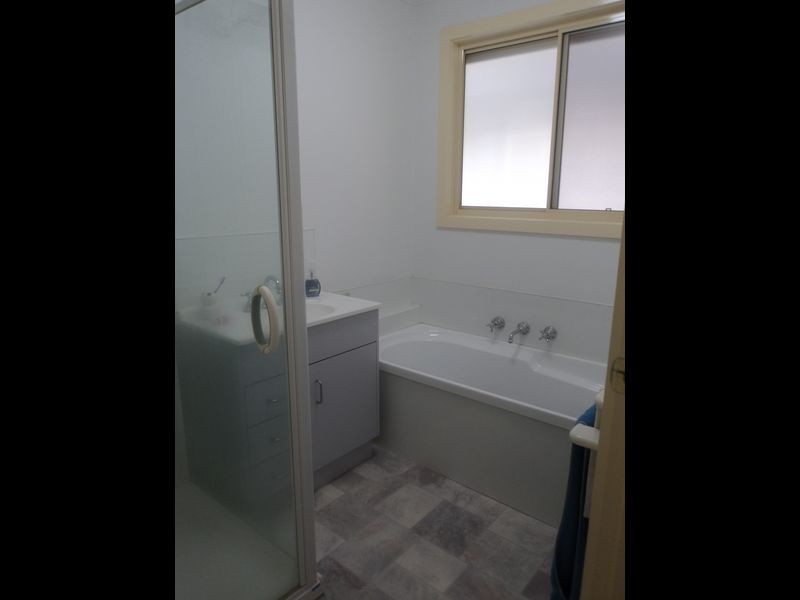 9 Purrier Ct, Broadford VIC 3658