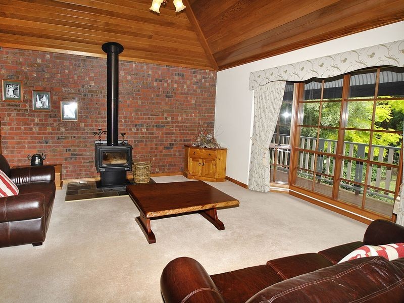 39 Melrose Drive, Kilmore VIC 3764