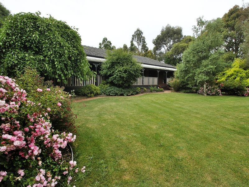 39 Melrose Drive, Kilmore VIC 3764