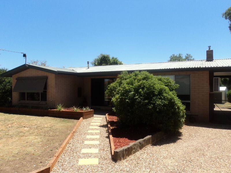13 Govett Street, Broadford VIC 3658