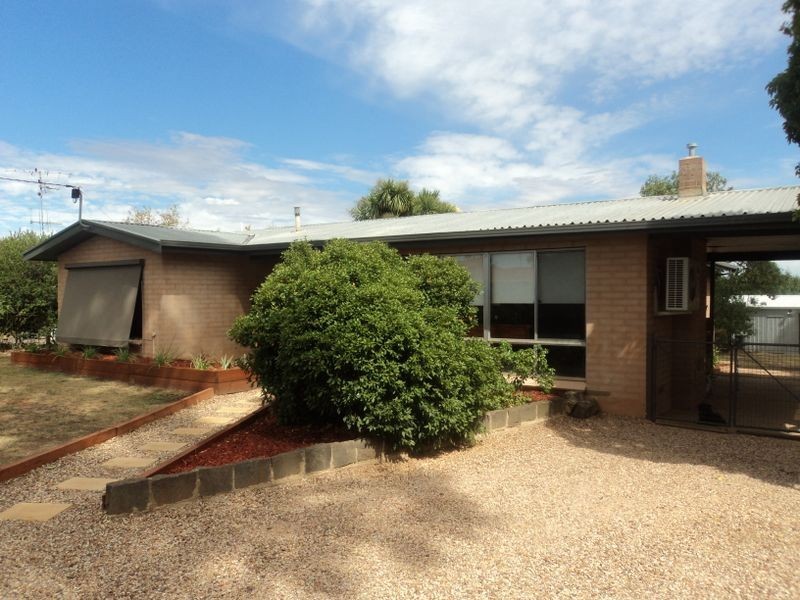 13 Govett Street, Broadford VIC 3658