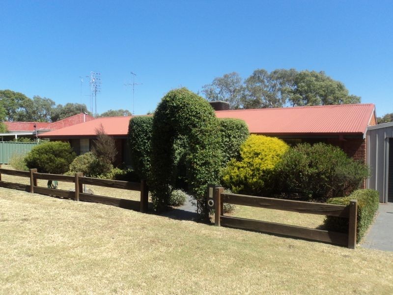 23 Mckenzie Street, Broadford VIC 3658