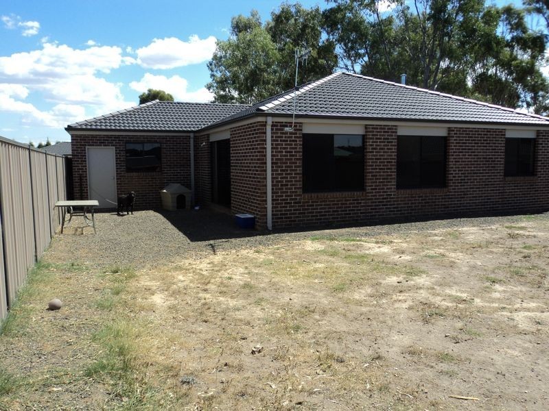 11 Eucalyptus Court, Broadford VIC 3658