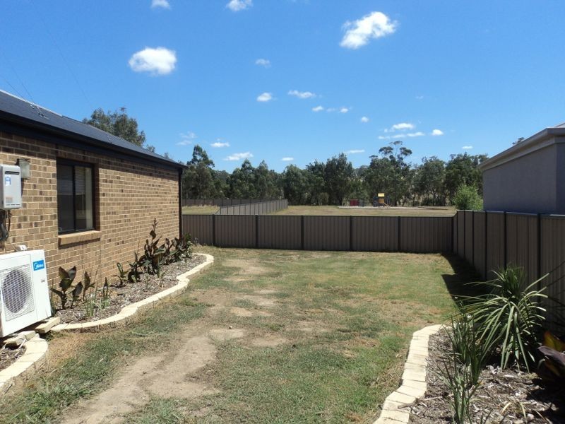 52 Donaldson Drive, Broadford VIC 3658