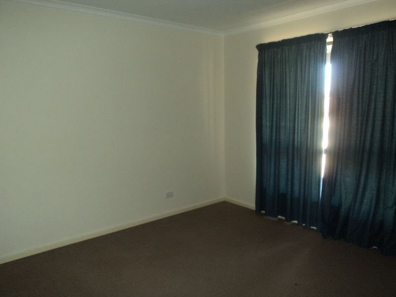 52 Donaldson Drive, Broadford VIC 3658