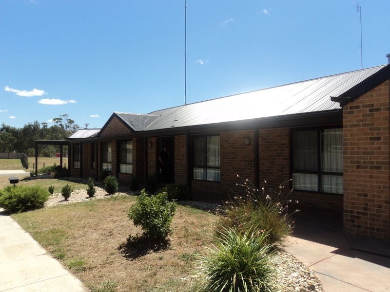 52 Donaldson Drive, Broadford VIC 3658