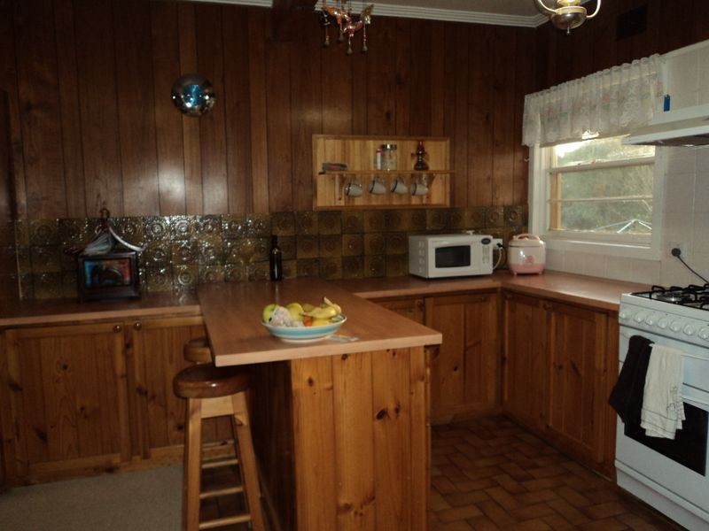 8 Powlett Street, Broadford VIC 3658