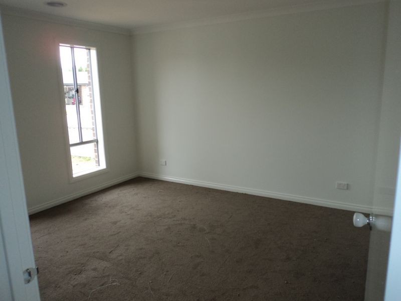 4 Parkland Place, Broadford VIC 3658