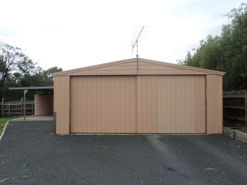 43 Donaldson Drive, Broadford VIC 3658