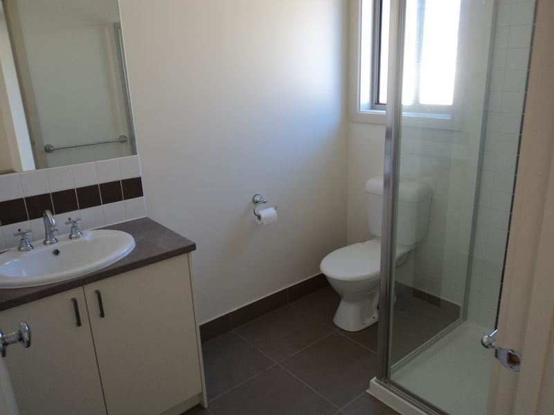 15 Chloe Drive, Broadford VIC 3658