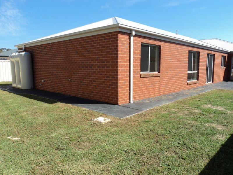 15 Chloe Drive, Broadford VIC 3658