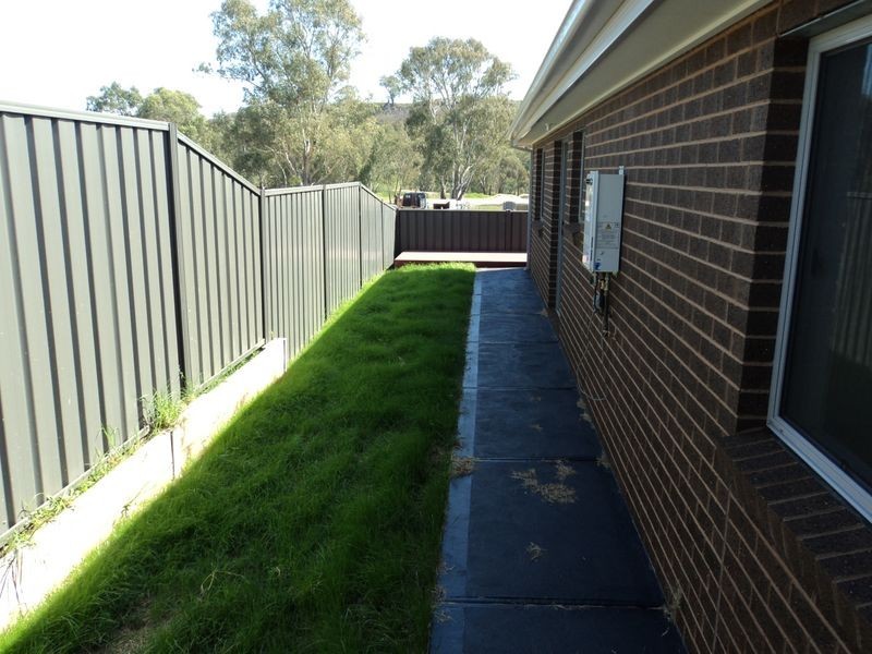 1/7 Jamieson Street, Broadford VIC 3658