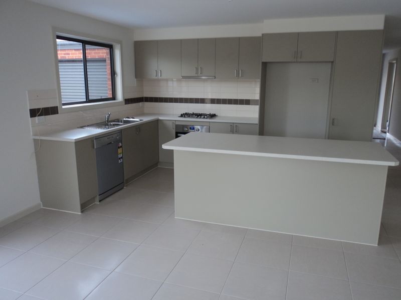 7 Nyah Court, Broadford VIC 3658