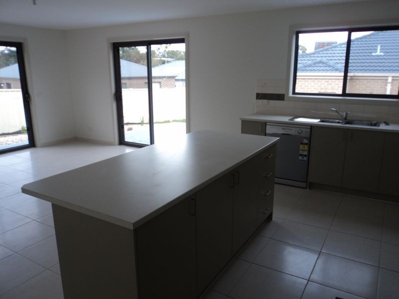 7 Nyah Court, Broadford VIC 3658