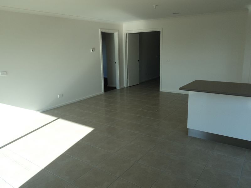 13 Grange Drive, Broadford VIC 3658