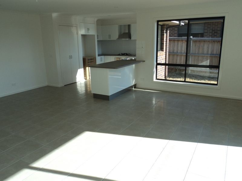 13 Grange Drive, Broadford VIC 3658