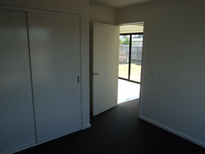 13 Grange Drive, Broadford VIC 3658