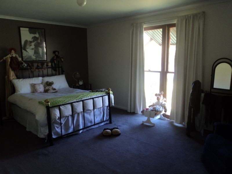 6 Brucewater Court, Broadford VIC 3658