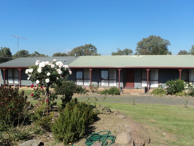 6 Brucewater Court, Broadford VIC 3658