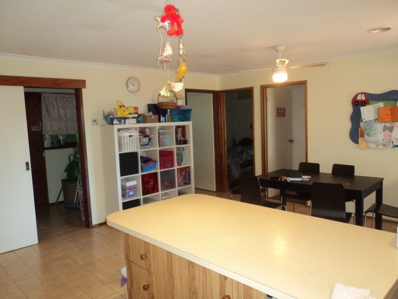 6 Lorrine Parade, Broadford VIC 3658