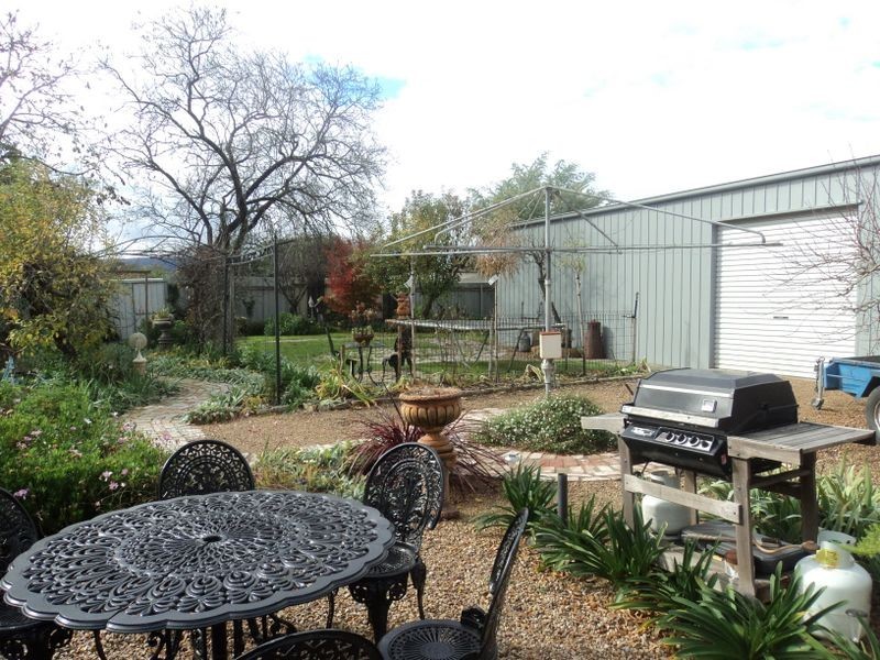 27 Last Street, Broadford VIC 3658
