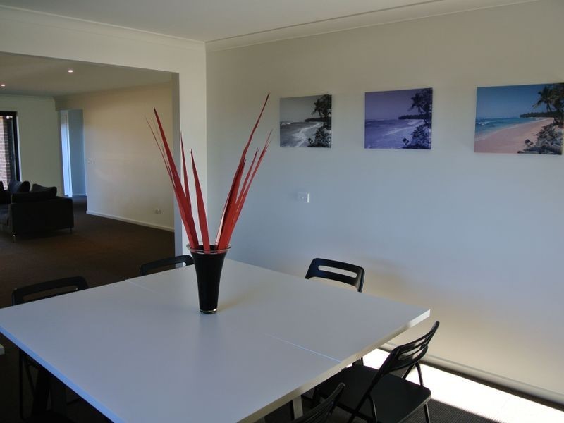 2 Grange Drive, Broadford VIC 3658