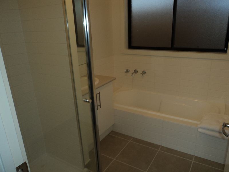 2 Grange Drive, Broadford VIC 3658