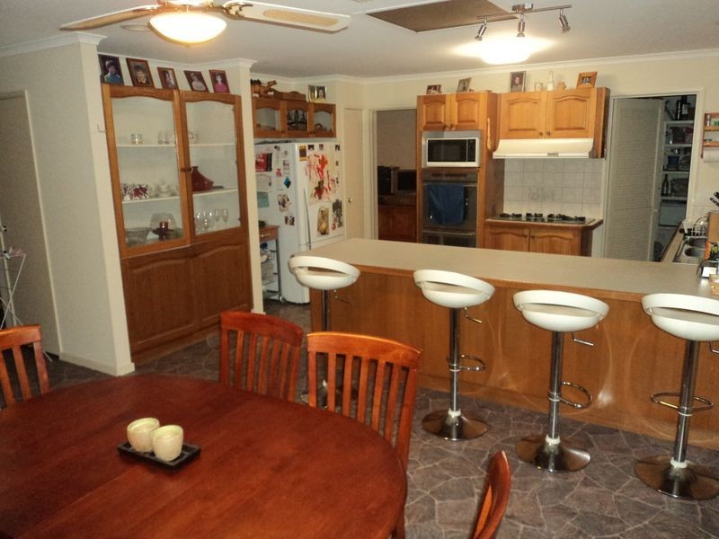 10 View Road, Heathcote Junction VIC 3758