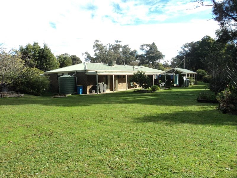 10 View Road, Heathcote Junction VIC 3758