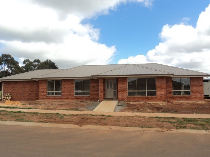 6 Royal Parade, Kilmore VIC 3764