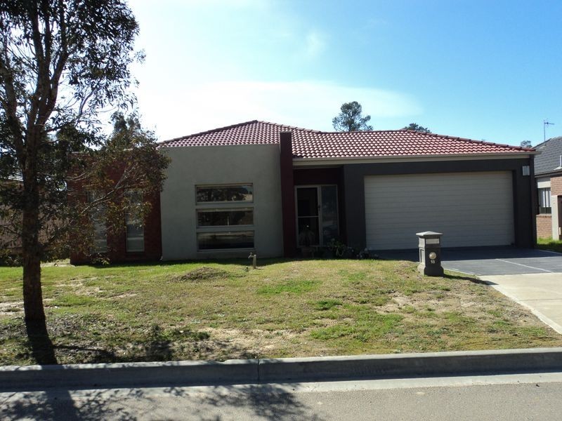 18 Chloe Drive, Broadford VIC 3658