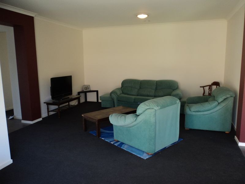 18 Chloe Drive, Broadford VIC 3658