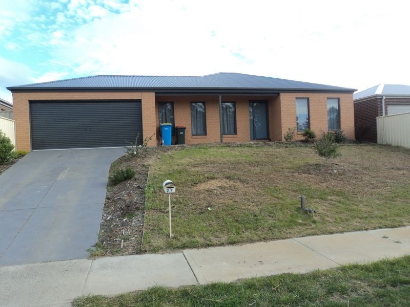 27 Chloe Drive, Broadford VIC 3658