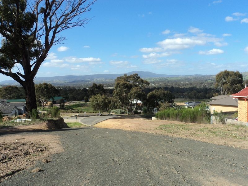 5 Tenni Close, Broadford VIC 3658