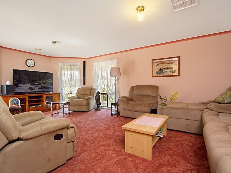 5 Mollison Court, Kilmore VIC 3764