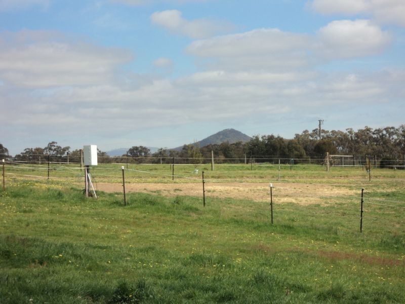 195 Strath Creek Road, Broadford VIC 3658