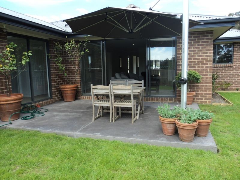 3 Grange Drive, Broadford VIC 3658