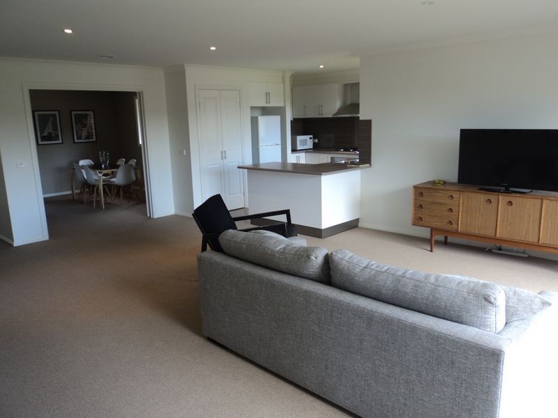 3 Grange Drive, Broadford VIC 3658