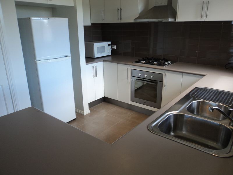 3 Grange Drive, Broadford VIC 3658