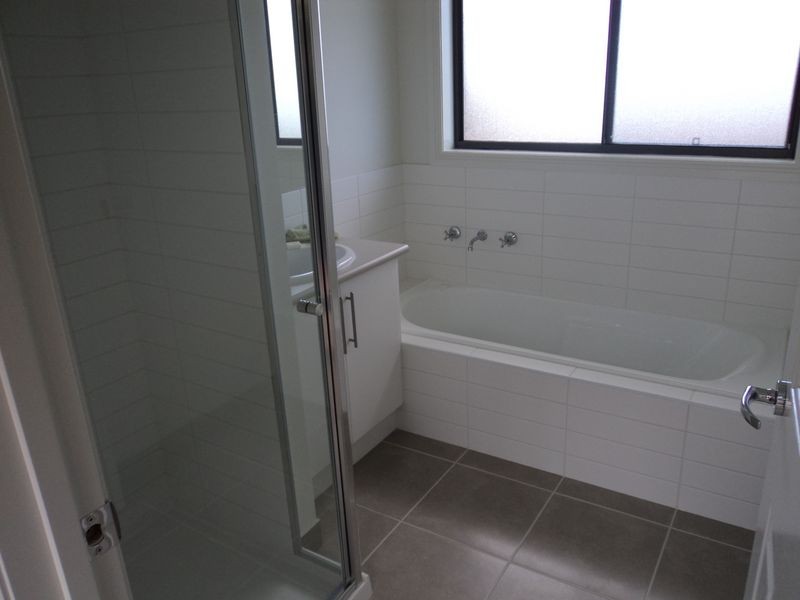 3 Grange Drive, Broadford VIC 3658