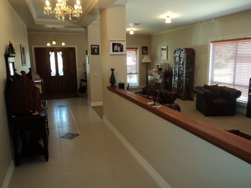 10 Hopkins way, Wallan VIC 3756