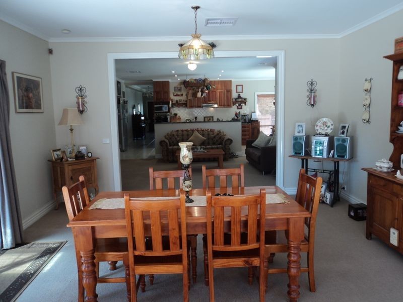 10 Hopkins way, Wallan VIC 3756