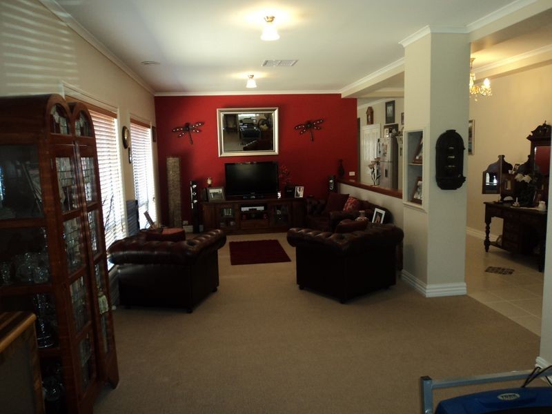 10 Hopkins way, Wallan VIC 3756